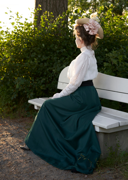 edwardian blouse and skirt