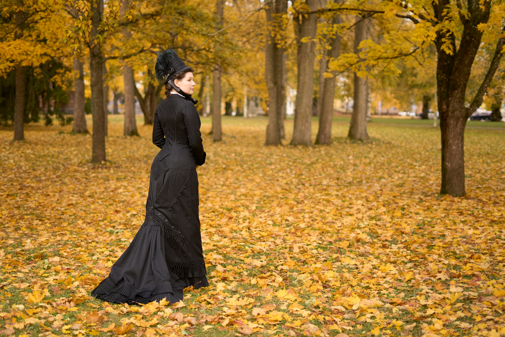 1870s day dress