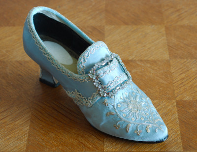 18th century shoe