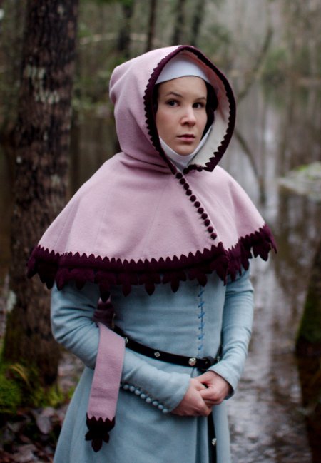 14th
            century hood