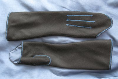 18th
          century mitts