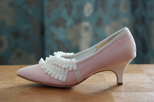 18th century
                  shoes