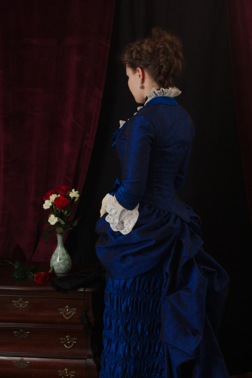 dinner dress 1882