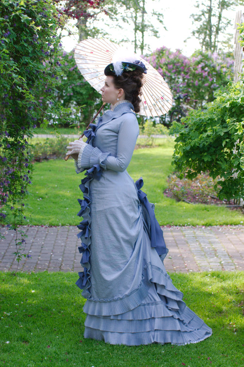 1870s day dress